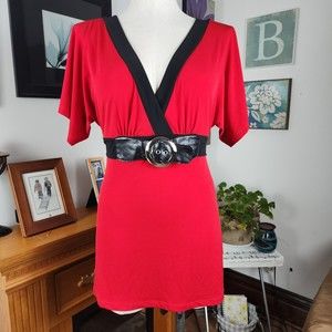 Fredrick's of Hollywood plunging Double V-neck Top L